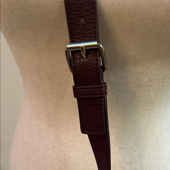 Talbots Navy, Burgundy and Green Genuine Leather Camera  / Crossbody Bag - Picture 4 of 7